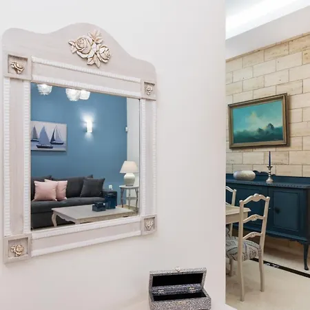 Apartament La Casa Di Efi *